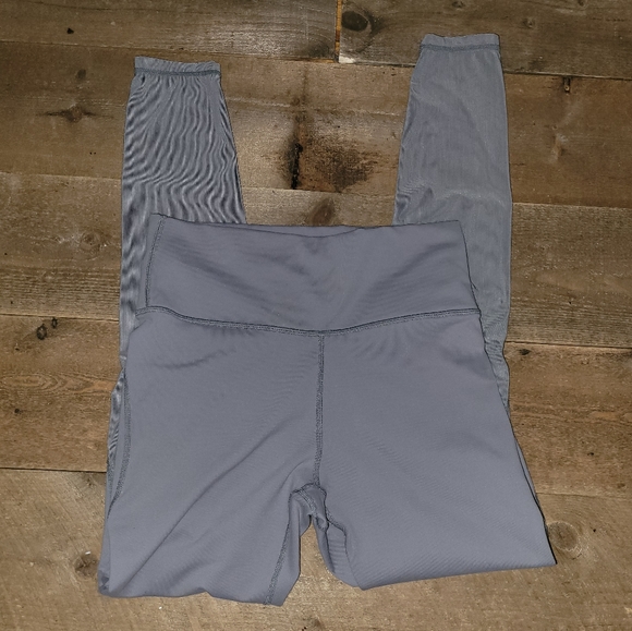 Fabletics Define PowerHold® High-Waisted Leggings - Picture 2 of 6